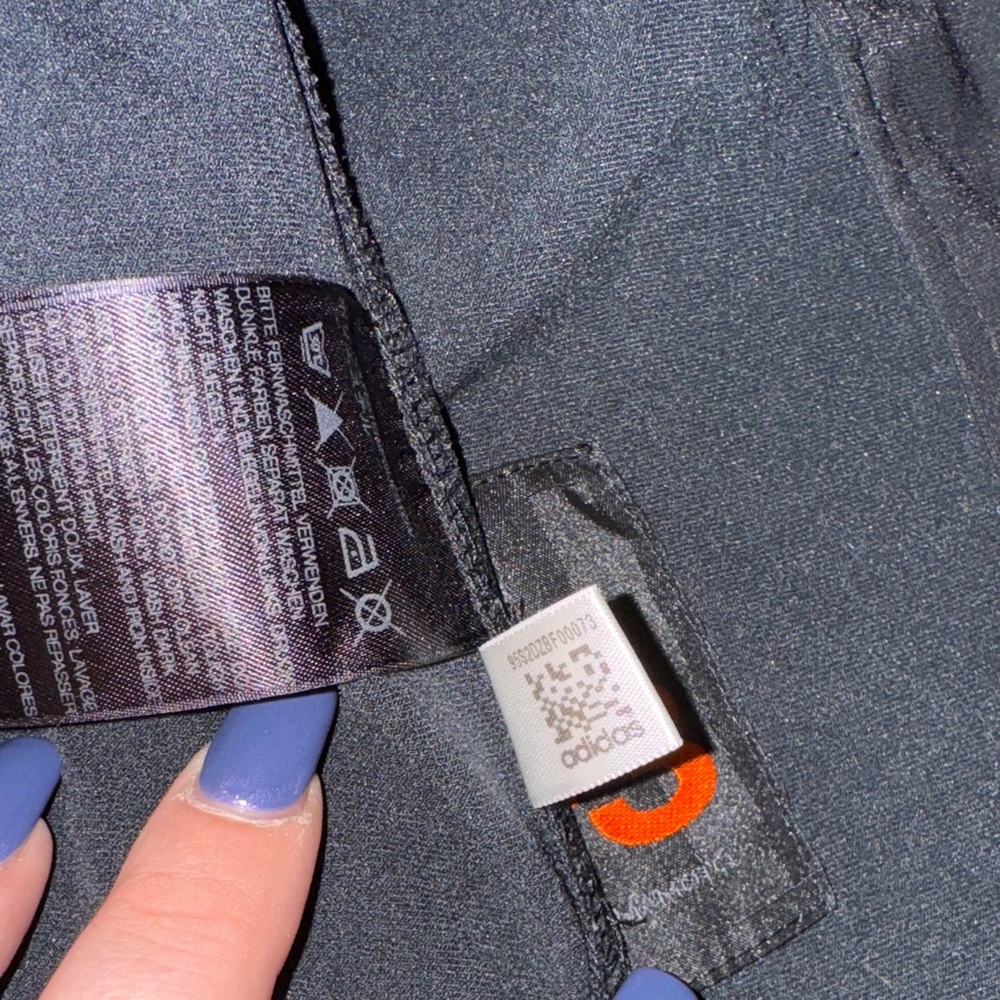 2007 Adidas Y-3 Jacket with Vibrant Orange Emblem inside ZERO FLAWS - Picture 4 of 9